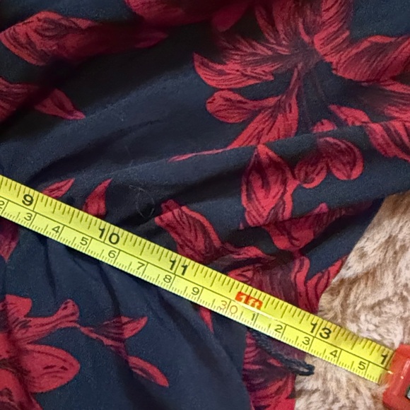 Uguest Floral Red and Black Long Sleeve Dress size S - Picture 6 of 11